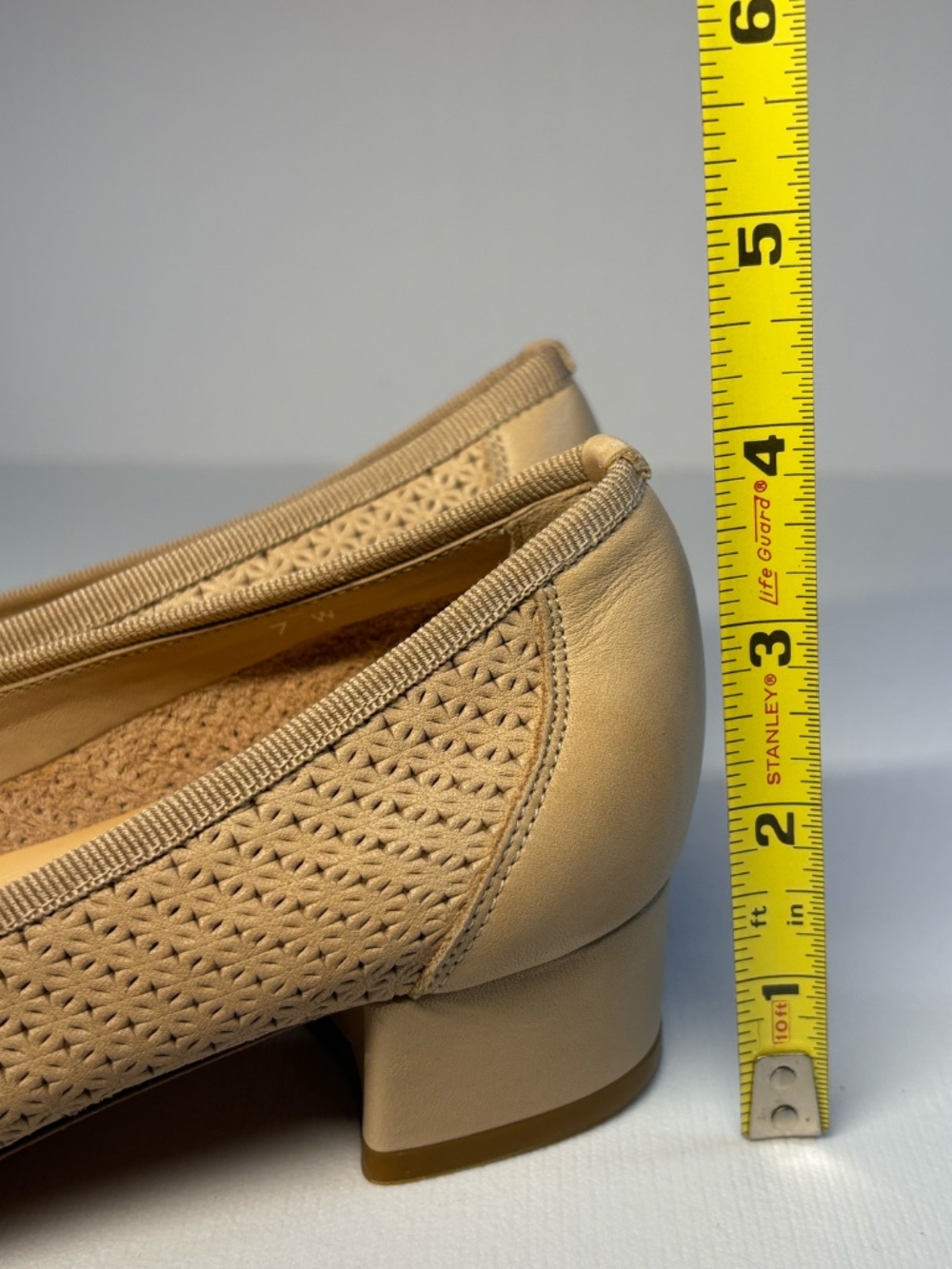 Sesto Meucci Firenze Italy Beige Leather Bow Pumps Block Heel Size 7W - Picture 14 of 14